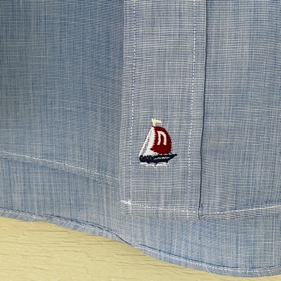 Nordstrom Men’s Classic Blue Chambray Button Down Shirt - Picture 9 of 10